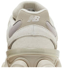 9060 Gray Moonbeam