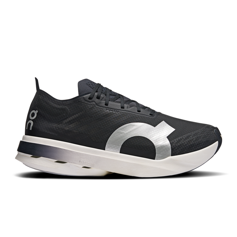 Cloudboom Strike - Black | White