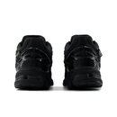 1906R Cordura 'Black Magnet'